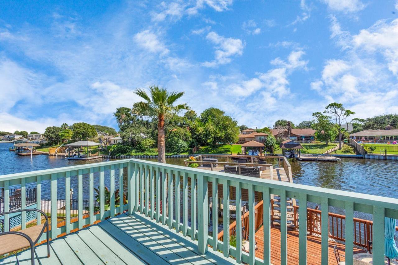 Beauty On The Water! Lake House Near The Beaches! Γκάλβεστον Εξωτερικό φωτογραφία